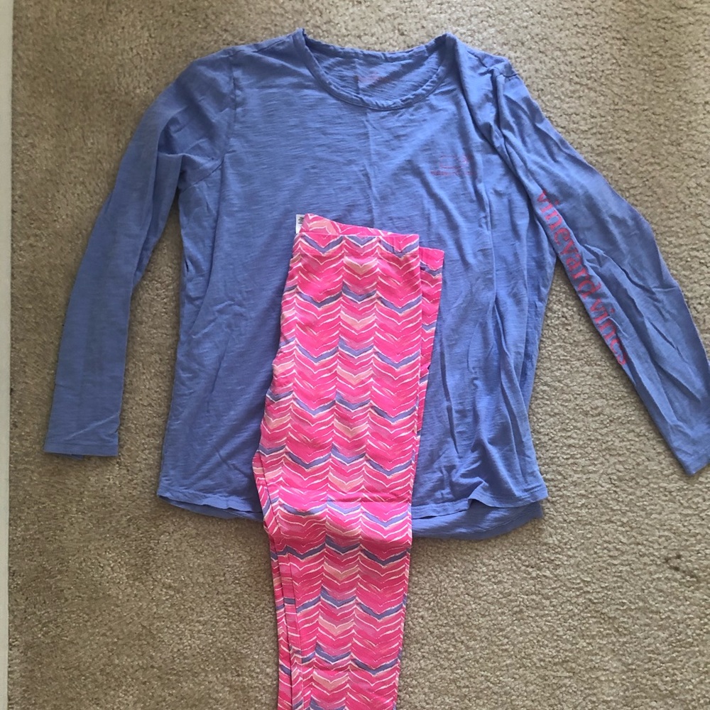 Vineyard vines workout set